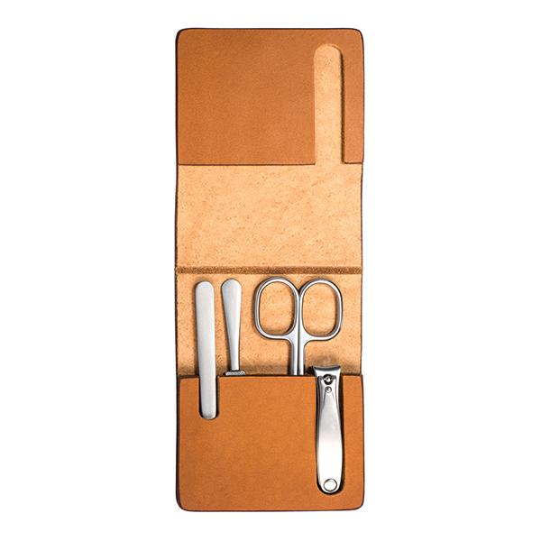 MÜHLE Travel Manicure Set in Cowhide Case